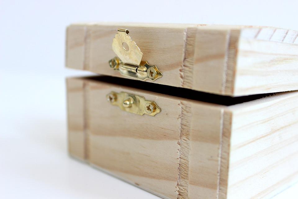 Thoughtful Wedding presents that won’t be re-gifted. 3