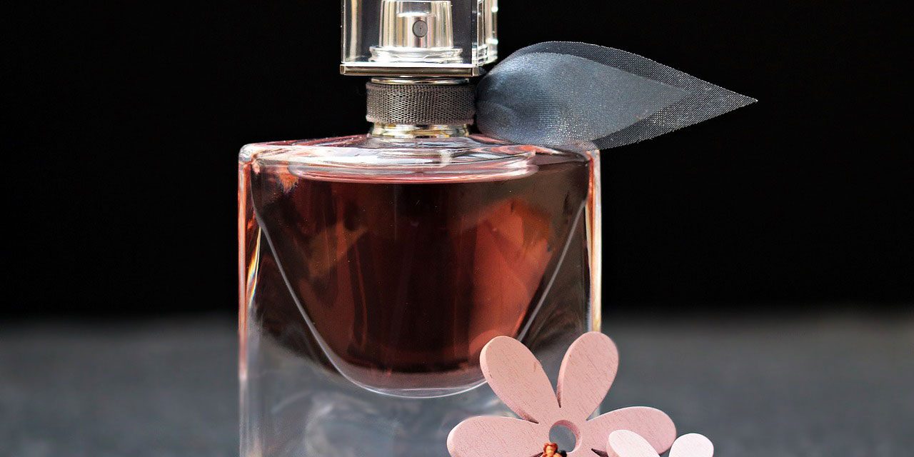 8 Ways To Impress Your Husband With A Gift